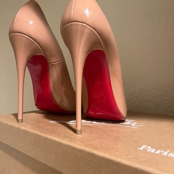 Christian Louboutin Nude So Kate Heels Size 38 - Picture 4 of 11